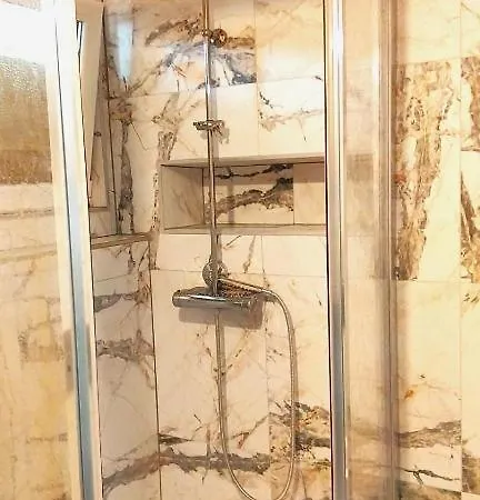 Allinhome Apartament *