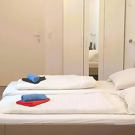 Allinhome Apartament Klagenfurt am Woerthersee
