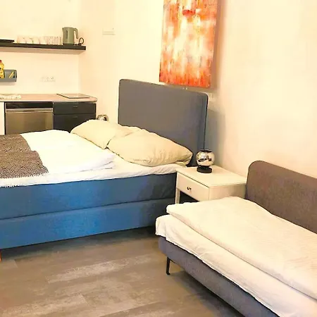 Allinhome Apartament *